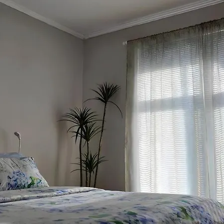 Nuci's Place 2 Sunny With Balcony 15 Min From Bllok Apartment Tirana