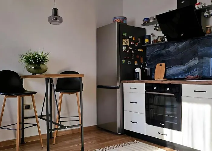 Nuci's Place 2 Sunny With Balcony 15 Min From Bllok