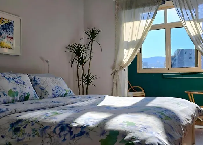 Nuci's Place 2 Sunny With Balcony 15 Min From Bllok * טיראנה