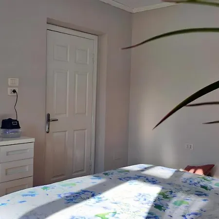 Nuci'S Place 2 Sunny Apartment With Balcony 15 Min From Bllok