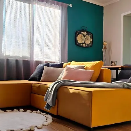 Apartamento Nuci's Place 2, Sunny With Balcony Near Blloku