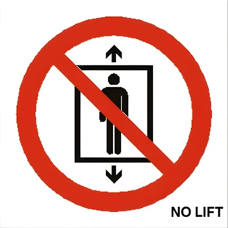 Nuci'S Place 2 Sunny Apartment With Balcony 15 Min From Bllok *