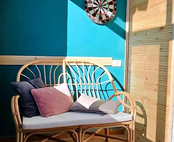 Nuci's Place 2 Sunny With Balcony 15 Min From Bllok * Τίρανα