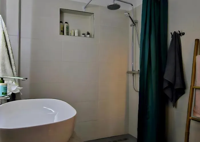 Διαμέρισμα Nuci's Place 2 Sunny With Balcony 15 Min From Bllok